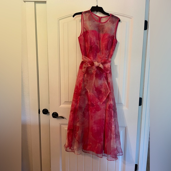 Eliza J Wedding Dress - Picture 4 of 6